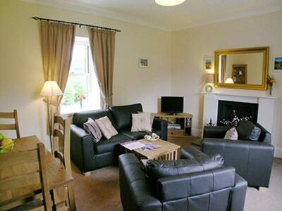 Lockside Lower Flat Fort Augustus Bagian luar foto
